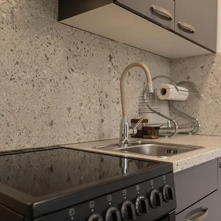 Apartma Nadja 펜션 *